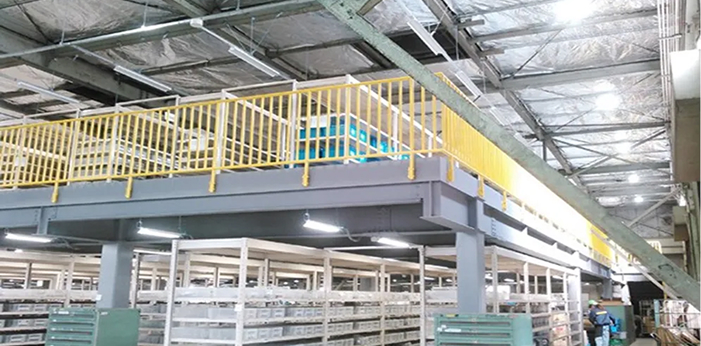 メーカー工場（中ニ階）