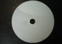 コンパクトディスク（CD）の記録面にセラミック（アルミナ）溶射