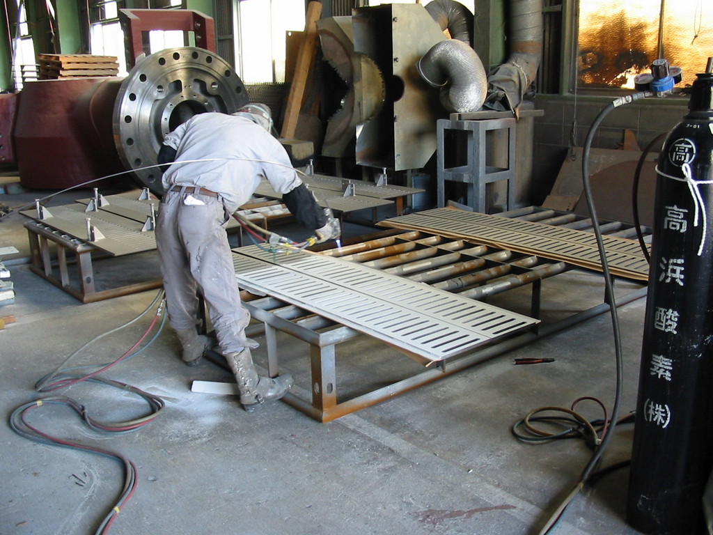 ガスフレーム溶射